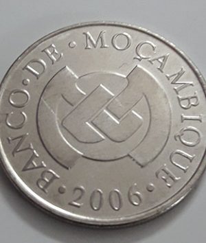 Rare foreign currency of Mozambique in 2006-hgf