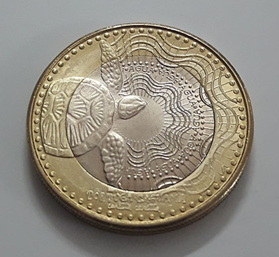 Beautiful and rare two-metal foreign coin from Colombia, 2017 turtle design-roo