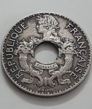 Extremely rare and valuable foreign coin of India and China, French colony of 1937-tvv
