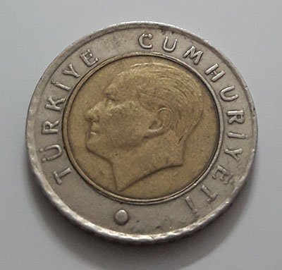 Foreign bimetallic coin of Turkey in 2010-fee