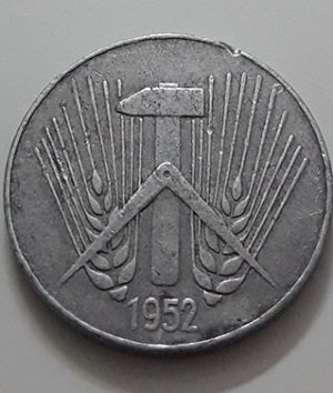 East Germany Collectible Foreign Coin, Unit 10, 1952-aug