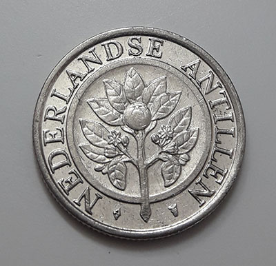 A very rare foreign collectible coin of the Netherlands Antilles, 1992-dad