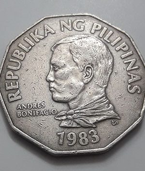 Collectible foreign coins of beautiful design of the Philippines-whh