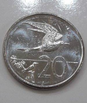 Collectible foreign coin of a very rare type on the island of Cook Island with a different design in 2015-dww