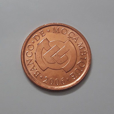 Beautiful Mozambican design coin ffdd