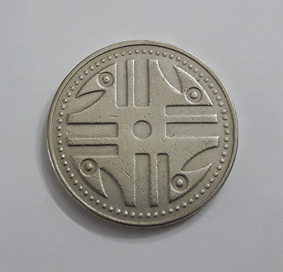 Beautiful Colombian bimetallic coin design nngd