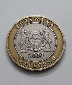 Beautiful and rare bimetallic foreign coin of the year 2000 BSSTR