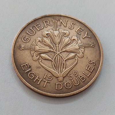 Guernsey collectible foreign coin, very rare and beautiful type, larger than the 500 coin