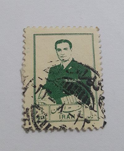 Iranian stamped Iranian stamp of Mohammadreza Shah Pahlavi era (special price) i77777777tt