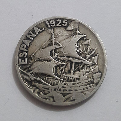Very rare foreign collectible coin of Spain, beautiful design tyty