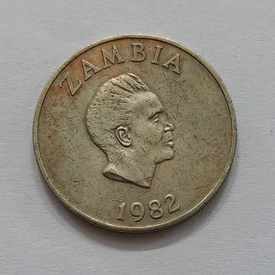 rrrerBeautiful and rare foreign coin of Zambia unit 10