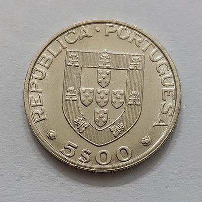 Bank quality commemorative coin of Portugal uuy