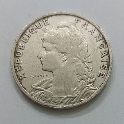A very beautiful foreign coin of France in 1904 676