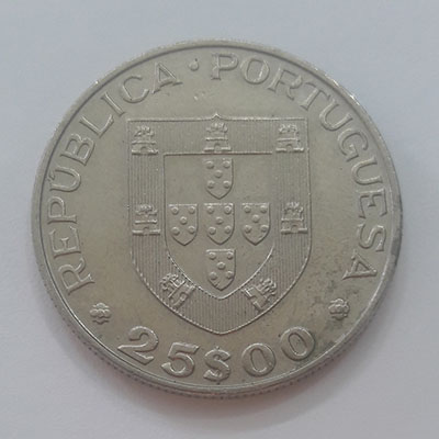 Commemorative coin of Portugal r656