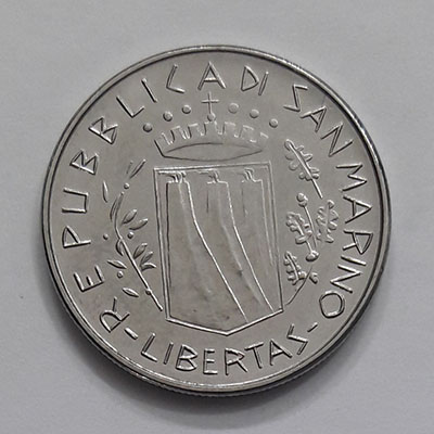 Rare commemorative coin of San Marino, beautiful design, special price y56